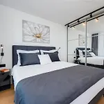 Apartment Mirabilis *