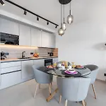 Apartment Mirabilis