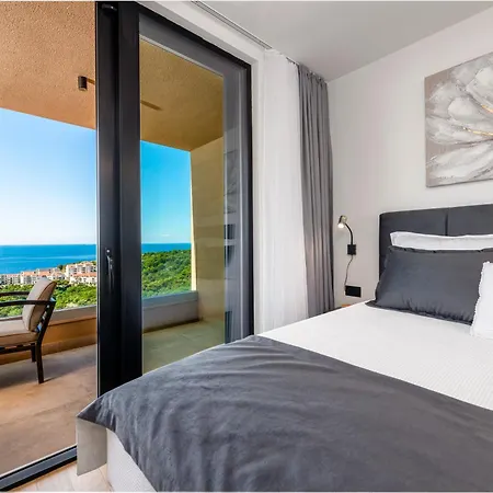 Mirabilis Apartman *
