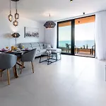 Apartment Mirabilis *